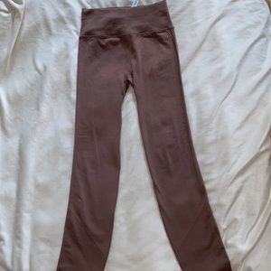 Rose color, Size 2 Lululemon leggings.